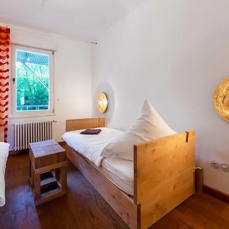 Gruppenhaus 4*