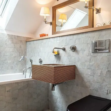 Gruppenhaus 4*
