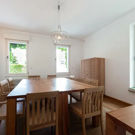 Gruppenhaus 4*